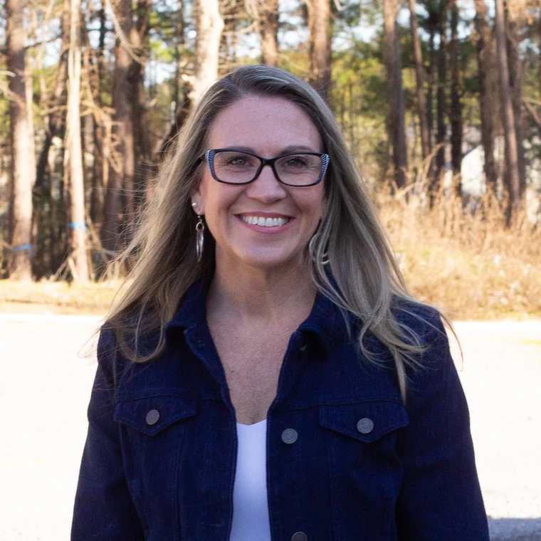 Cristina Miller, Dispatcher and Office Administrator at Oceanview Heating and Air